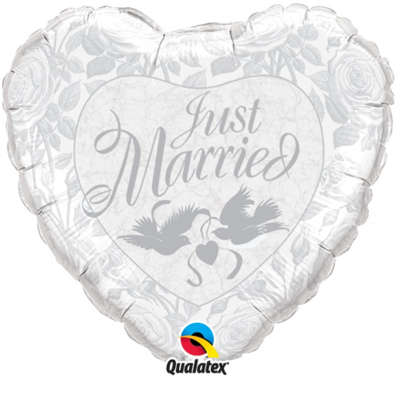 Just Married Cuore. (18”)